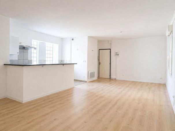 A louer APPARTEMENT T3 70 M2 BORD DE MER NARBONNE