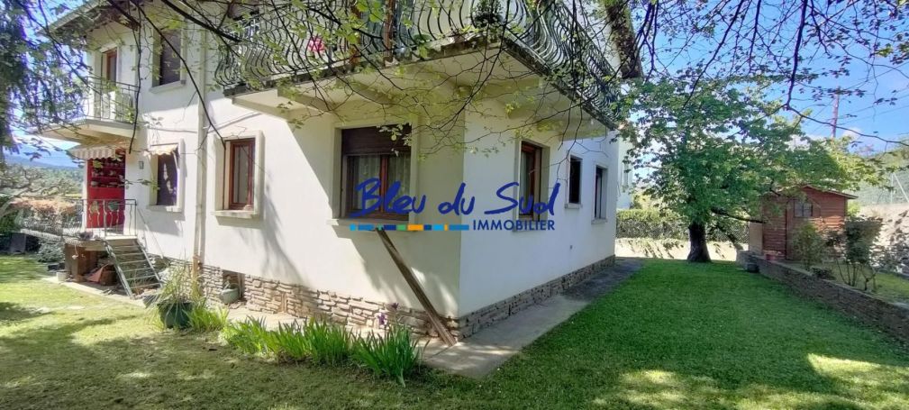 A louer APPARTEMENT T3 50 M2  VERNET LES BAINS