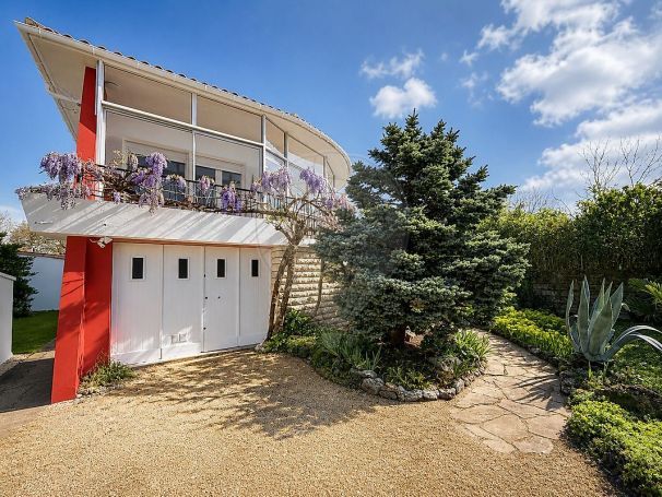 A louer MAISON  D'ARCHITECTE BORD DE MER SAINT PALAIS SUR MER