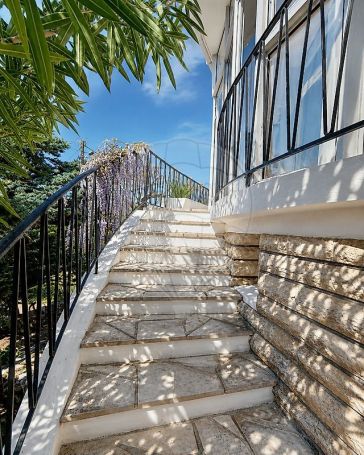 A louer MAISON  D'ARCHITECTE BORD DE MER SAINT PALAIS SUR MER