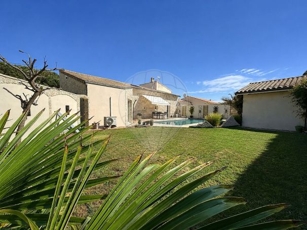 A louer MAISON  CONTEMPORAINE BORD DE MER SAINT PALAIS SUR MER