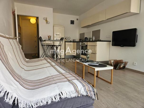 A louer APPARTEMENT T2 32 M2 BORD DE MER LES SABLES D OLONNE