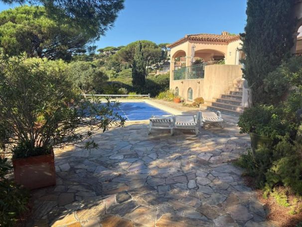A louer MAISON  CONTEMPORAINE VUE MER SAINTE MAXIME