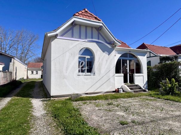A vendre TrEs jolie maison de type basco landais 5 PIECES 101 M&sup2; Andernos-les-Bains