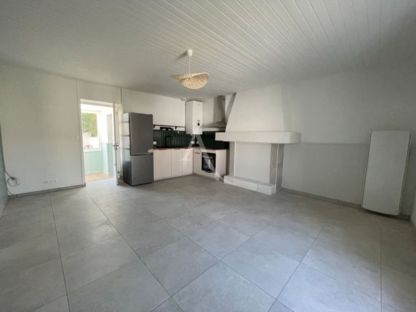 A vendre MAISON  3 PIECES 60 M2 BORD DE MER LONGEVILLE SUR MER