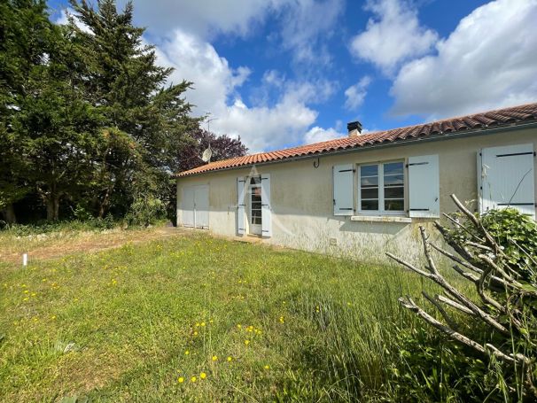 A vendre MAISON  3 PIECES 75 M2 BORD DE MER LONGEVILLE SUR MER