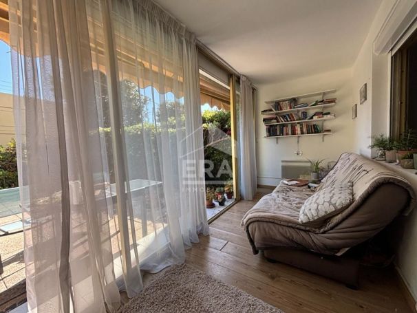 A louer APPARTEMENT T2 40 M2 BORD DE MER CROS DE CAGNES