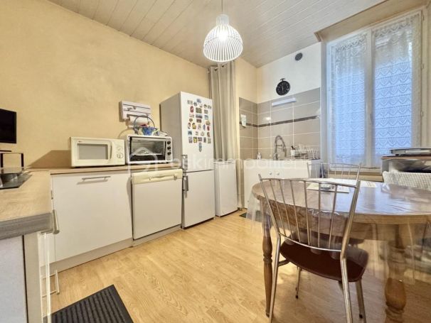 A louer APPARTEMENT T4 87 M2  BEZIERS