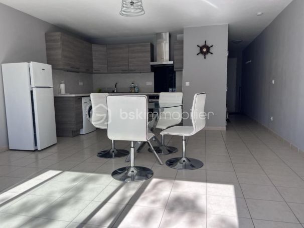 A louer APPARTEMENT T2 42 M2 TERRASSE BORD DE MER FRONTIGNAN