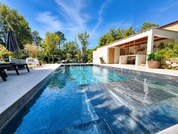 A louer MAISON  CONTEMPORAINE BORD DE MER LES ADRETS DE L ESTEREL