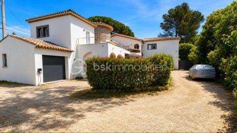 A louer MAISON  CONTEMPORAINE BORD DE MER SAINTE MAXIME