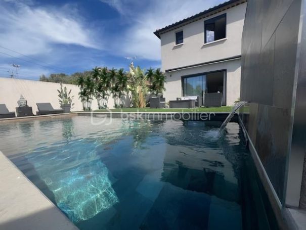 A louer MAISON  CONTEMPORAINE BORD DE MER TOULON