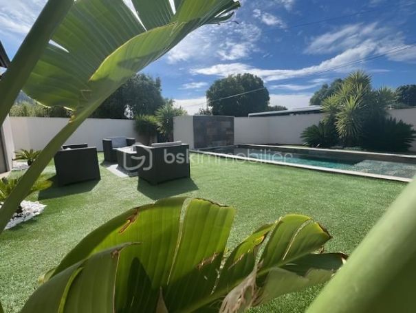 A louer MAISON  CONTEMPORAINE BORD DE MER TOULON