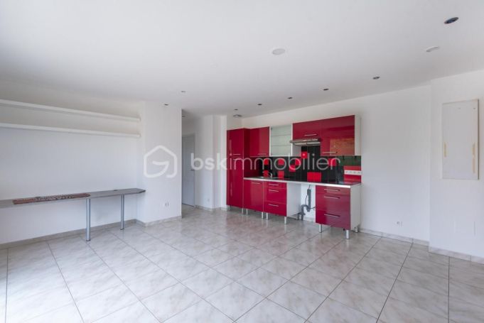 A louer APPARTEMENT T2 41 M2 TERRASSE BORD DE MER MIRAMAS