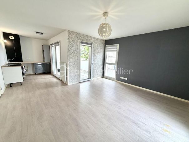 A louer APPARTEMENT T3 62 M2 TERRASSE  ROUEN