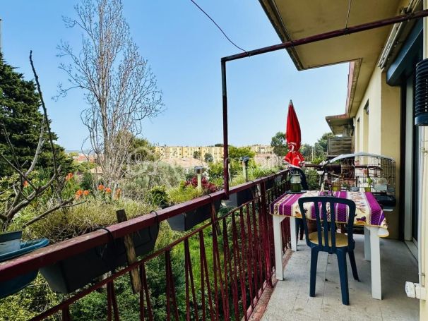 A louer APPARTEMENT T4 64 M2 PLAGE à PIED LA SEYNE SUR MER