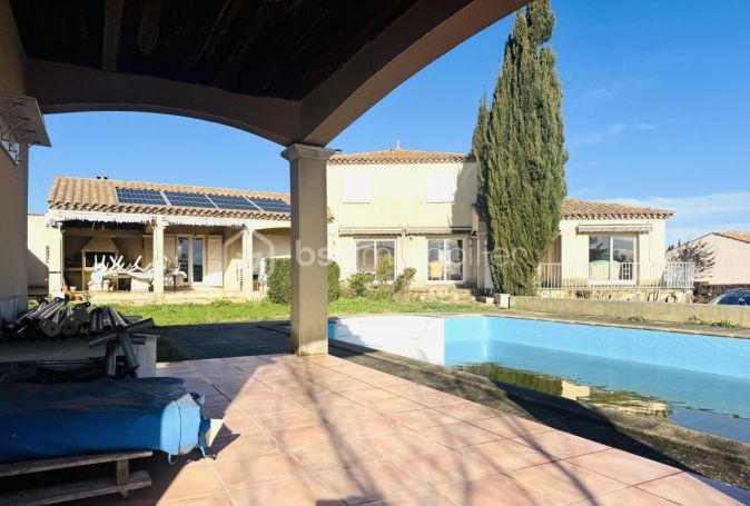 A louer MAISON  6 PIECES 169 M2  OUVEILLAN