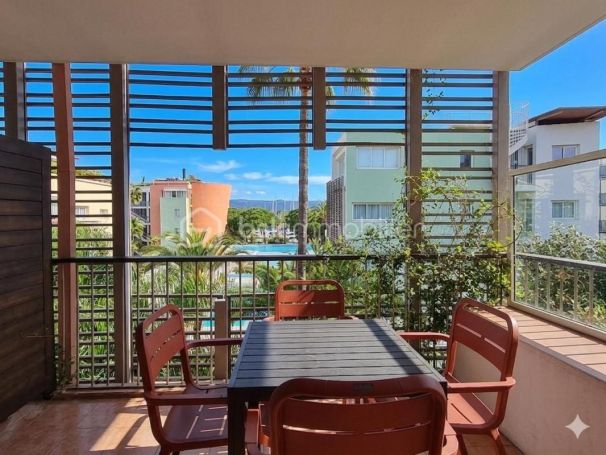 A louer APPARTEMENT T2 32 M2 TERRASSE BORD DE MER ANTIBES
