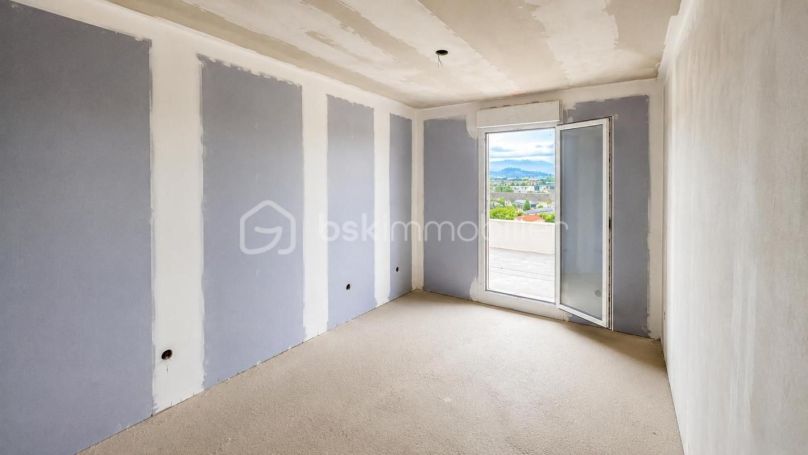 A louer APPARTEMENT NEUF T3 75 M2 VUE MER ANTIBES