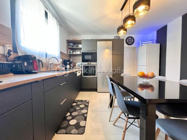 A louer MAISON  4 PIECES 108 M2 BORD DE MER SERIGNAN