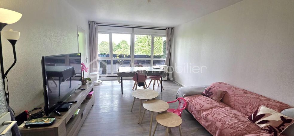 A louer APPARTEMENT T4 74 M2  PESSAC