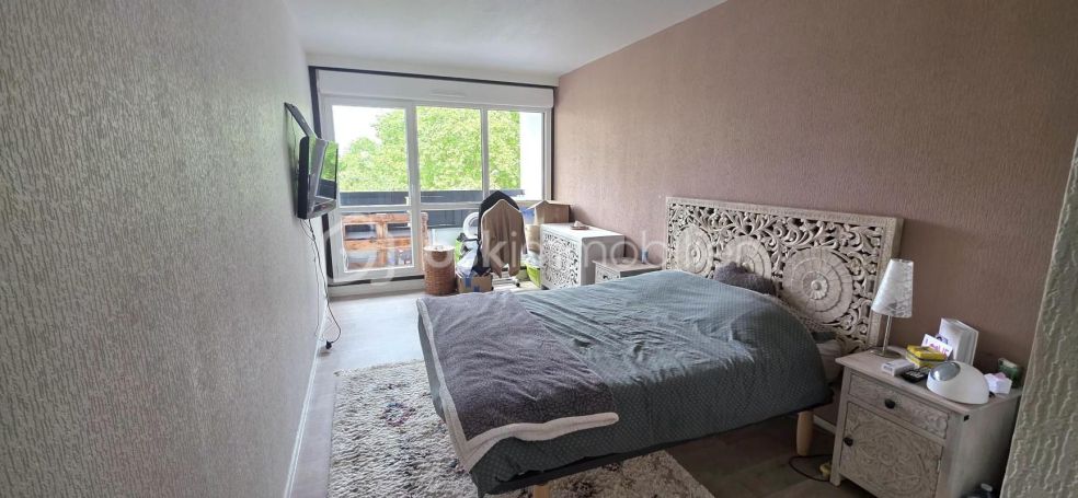 A louer APPARTEMENT T4 74 M2  PESSAC