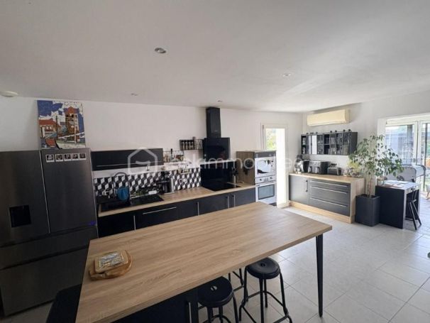 A louer MAISON  6 PIECES 125 M2  CANET