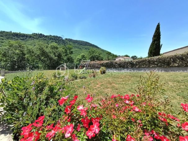 A vendre MAISON  4 PIECES 96 M2  SAINT PONS DE THOMIERES