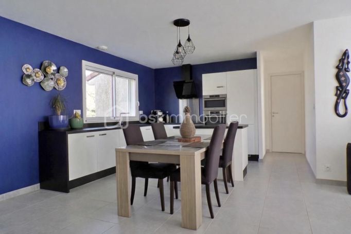A vendre MAISON  4 PIECES 96 M2  SAINT PONS DE THOMIERES