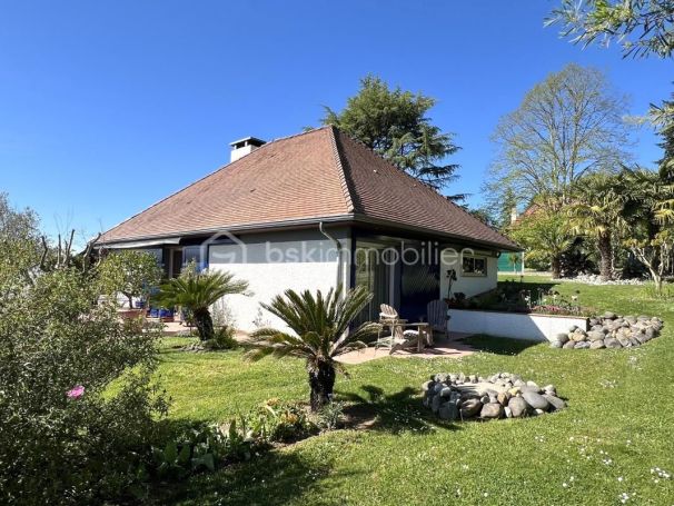 A louer MAISON  D'ARCHITECTE  SERRES CASTET