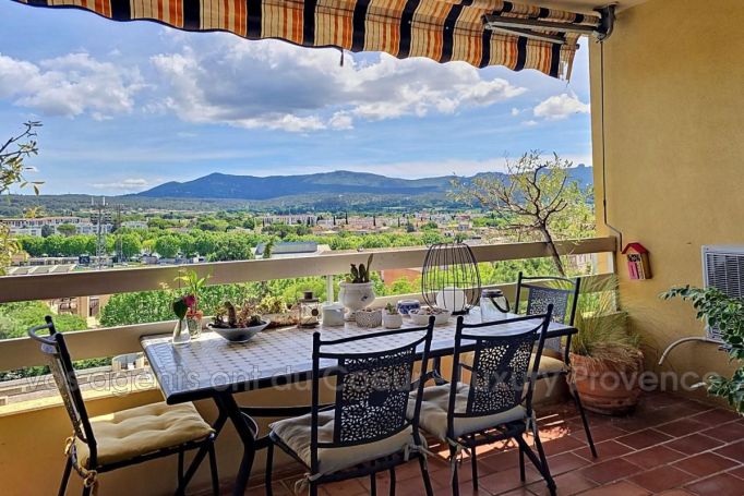 A louer APPARTEMENT T3 74 M2 TERRASSE  GARDANNE