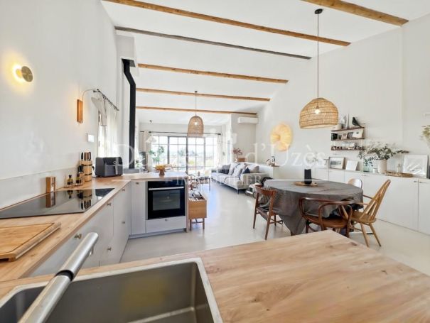 A louer MAISON CONTEMPORAINE UZES