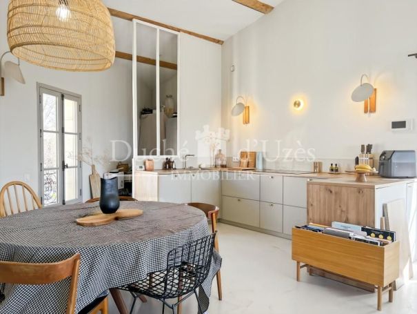 A louer MAISON CONTEMPORAINE UZES