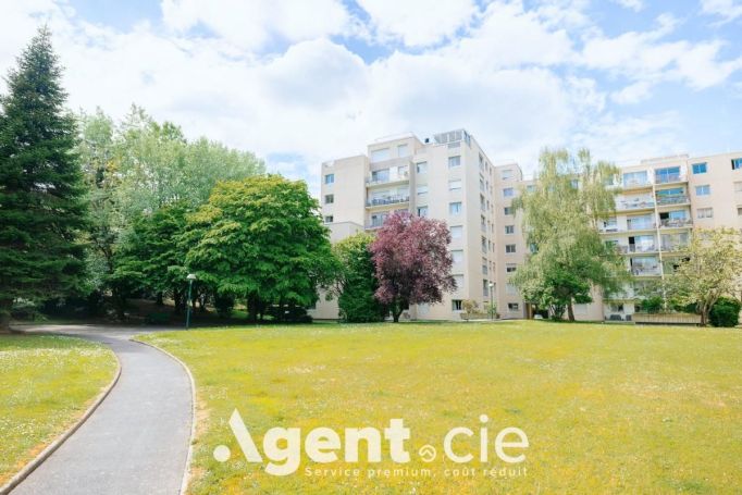A louer APPARTEMENT T4 99 M2  CAEN