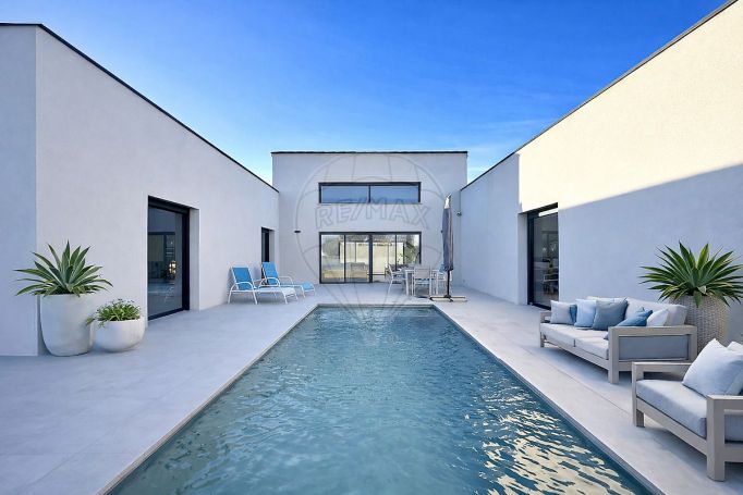 A louer MAISON CONTEMPORAINE NIMES