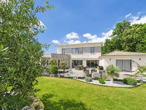 A louer MAISON  D'ARCHITECTE BORD DE MER LES MATHES