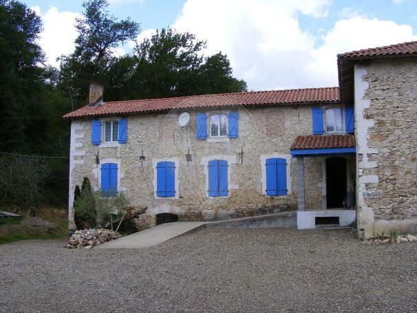 A louer GîTE  GAMARDE LES BAINS