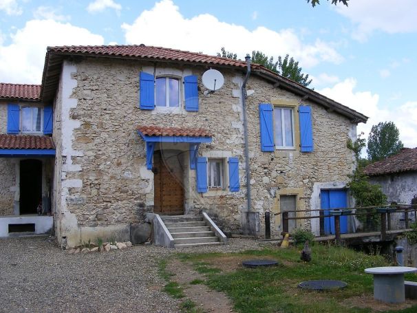 A louer GîTE  GAMARDE LES BAINS