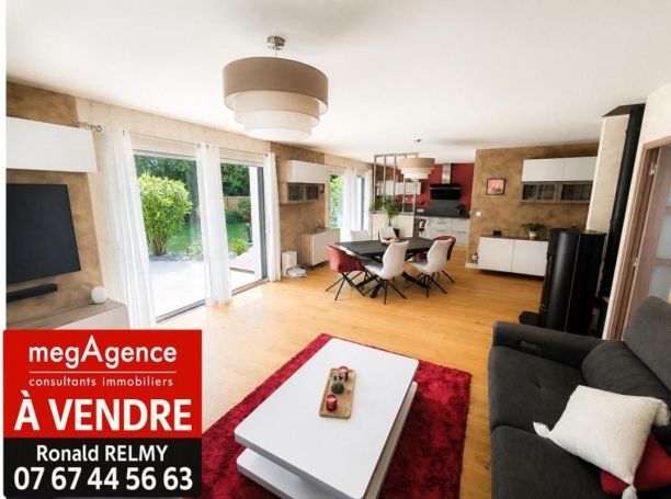 A louer MAISON  CONTEMPORAINE  SAINT JULIEN DES LANDES