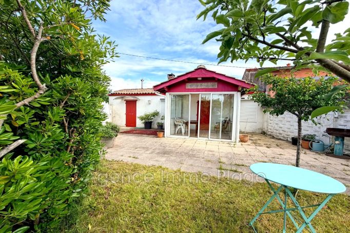 A vendre MAISON  4 PIECES 105 M2 BORD DE MER SOULAC SUR MER