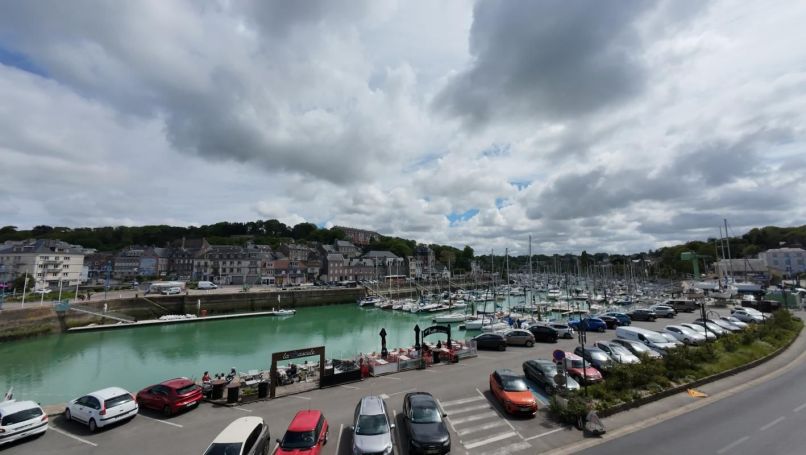 A louer APPARTEMENT T5 71 M2 BORD DE MER SAINT VALERY EN CAUX