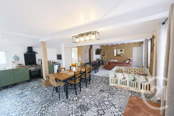 A louer MAISON CONTEMPORAINE COUPELLE VIEILLE