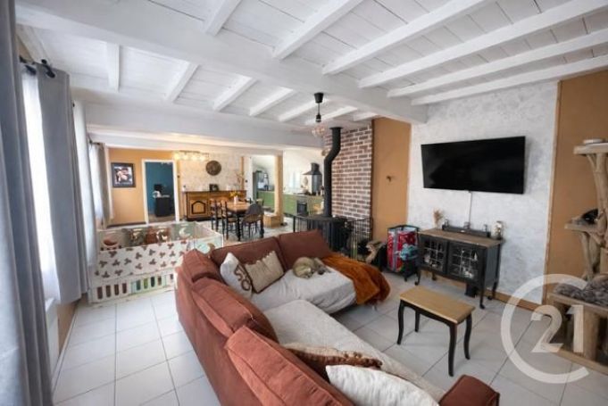 A louer MAISON CONTEMPORAINE COUPELLE VIEILLE