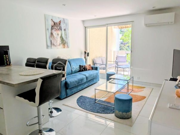 A louer APPARTEMENT T2 40 M2  NIMES