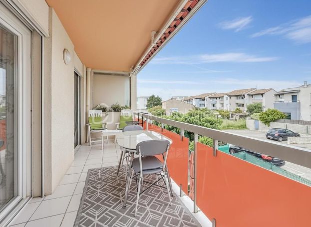 A louer APPARTEMENT T2 42 M2 TERRASSE PLAGE à PIED PALAVAS LES FLOTS