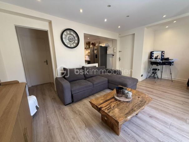 A louer APPARTEMENT T2 55 M2 TERRASSE BORD DE MER CANNES