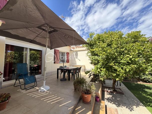 A vendre MAISON  4 PIECES 100 M2 BORD DE MER AIGUES MORTES