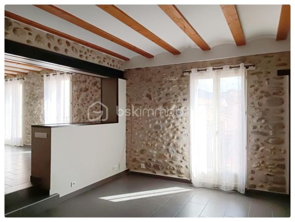 A louer APPARTEMENT T5 142 M2  LE BOULOU