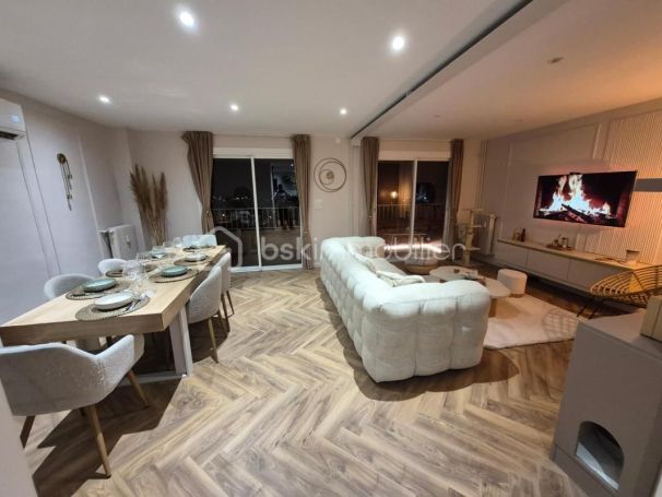 A louer APPARTEMENT T3 71 M2 TERRASSE  CUERS