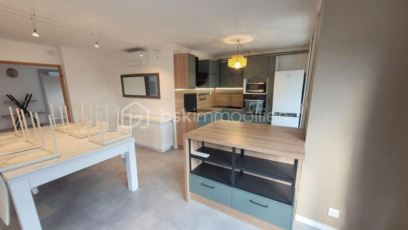 A louer APPARTEMENT T4 80 M2 TERRASSE  BAGNOLS SUR CEZE